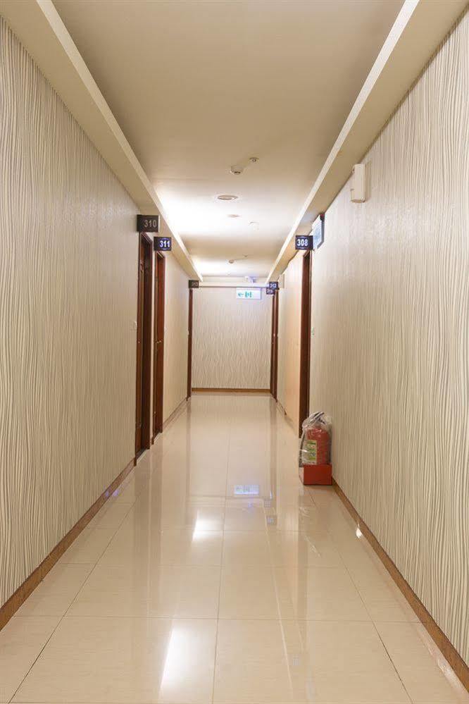 ハッピー ホテル 台北市 エクステリア 写真